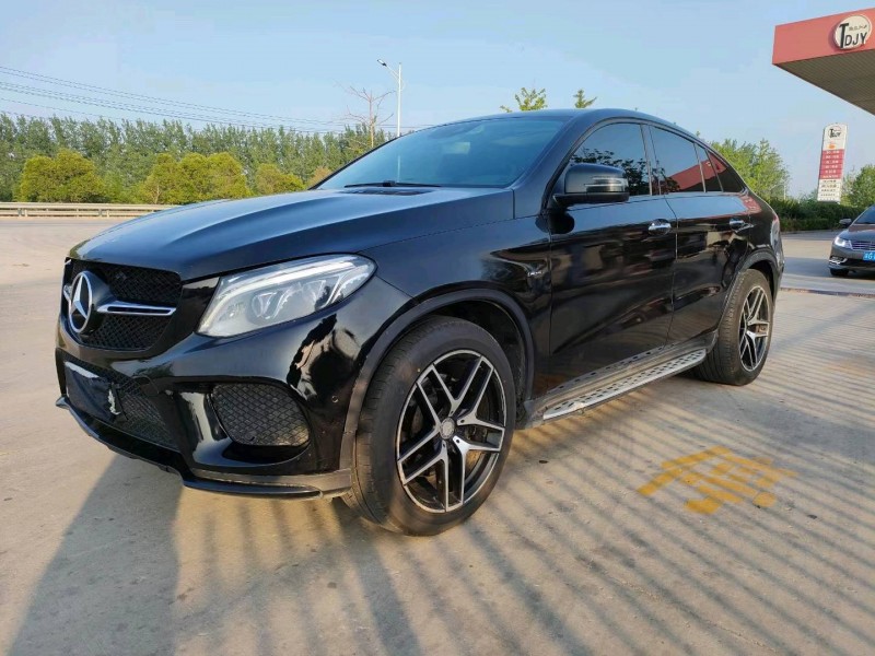 徐州16年奔驰AMG3