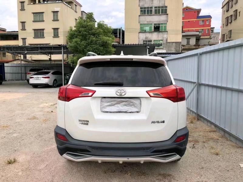 广州16年丰田RAV4荣放5