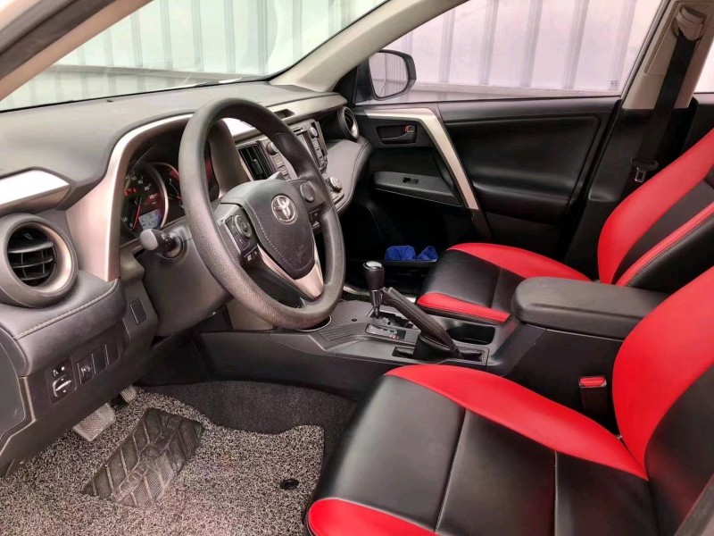 广州16年丰田RAV4荣放6