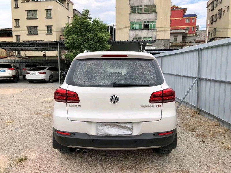广州15年大众途观5