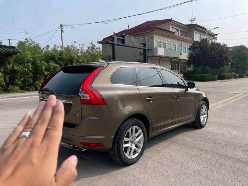 东营16年沃尔沃XC605