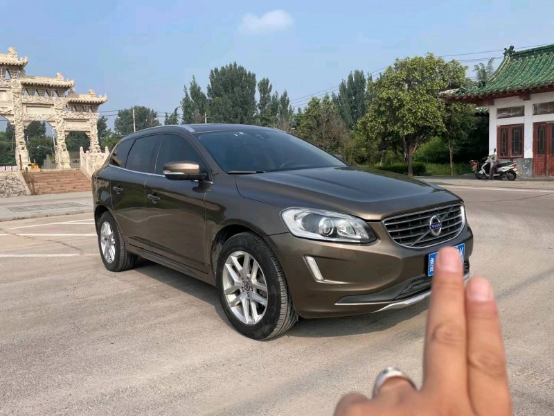 东营16年沃尔沃XC606