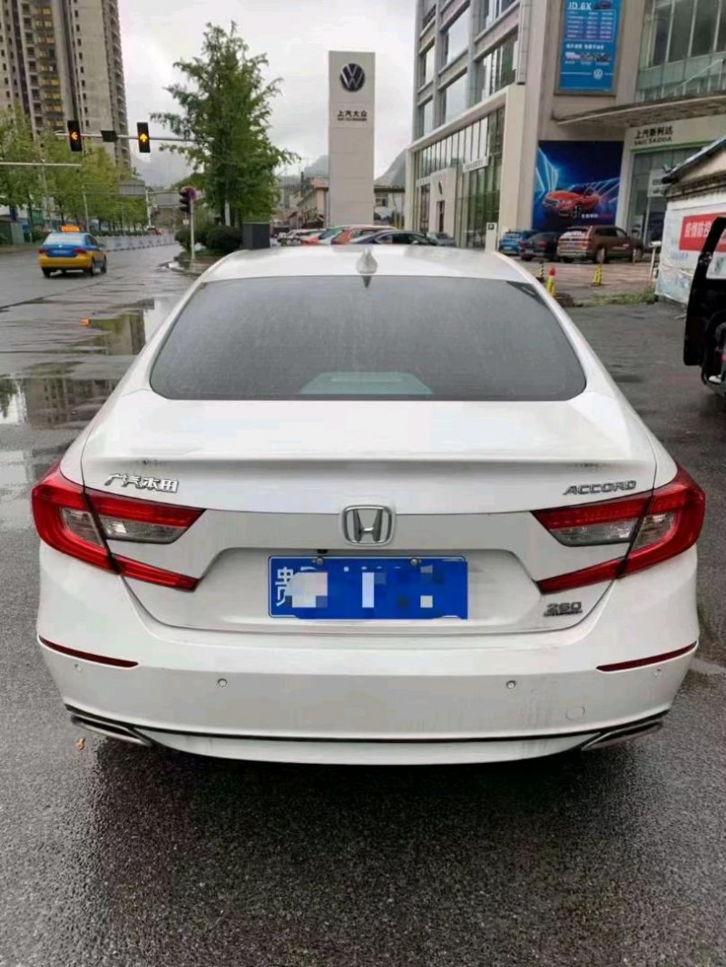 贵阳21年本田雅阁9