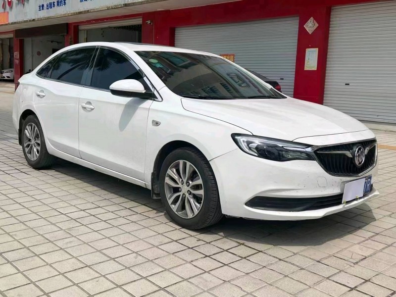 邢台17年别克英朗2