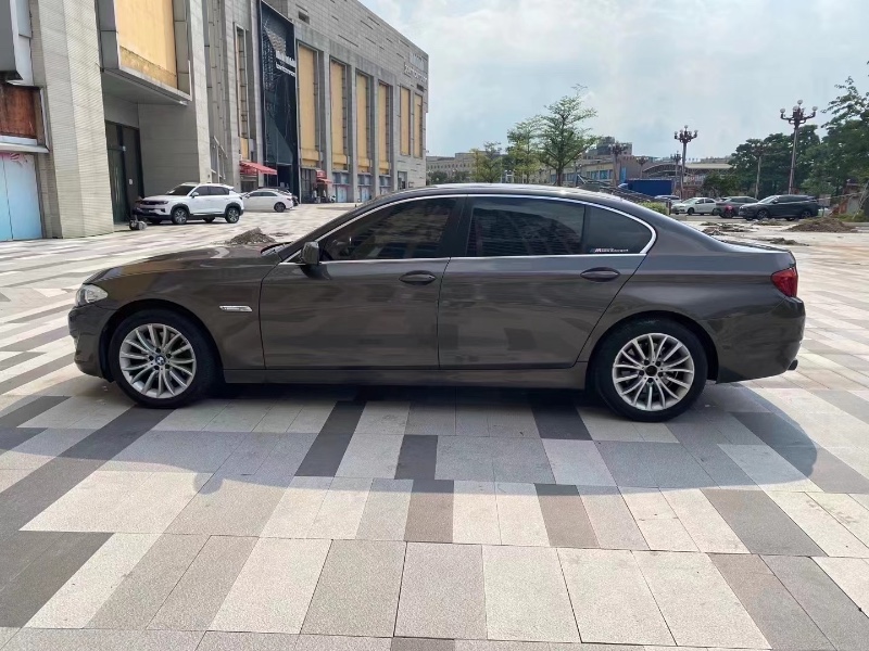 广州13年宝马5系2