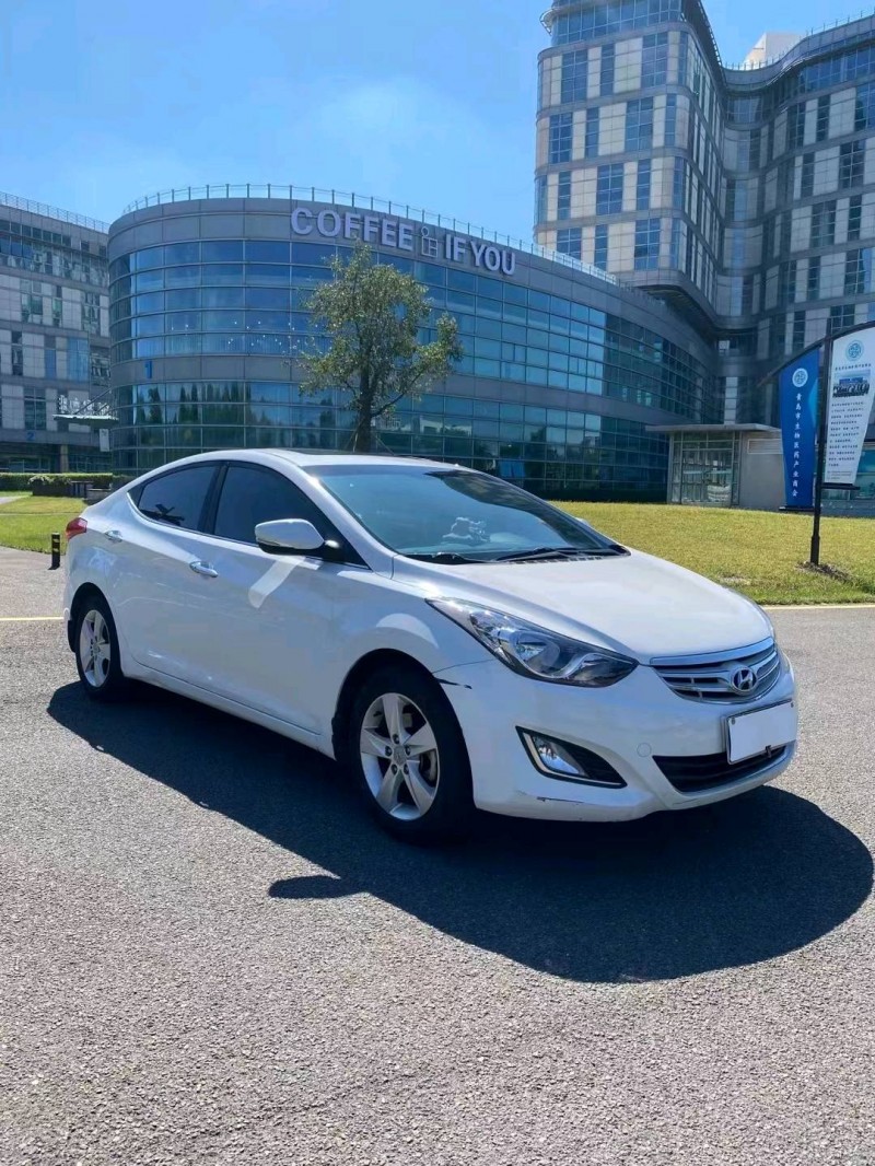 济南13年现代朗动2