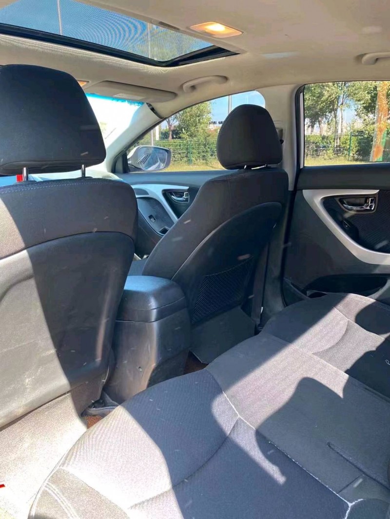 济南13年现代朗动5