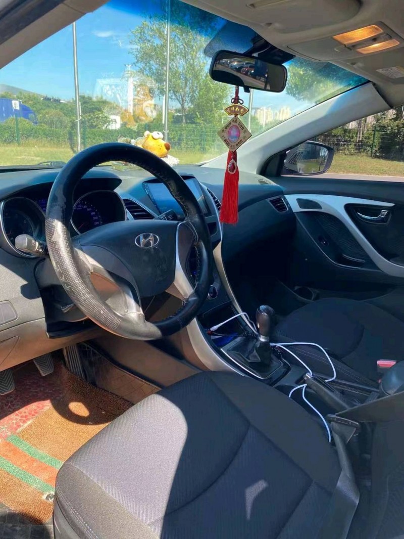 济南13年现代朗动6