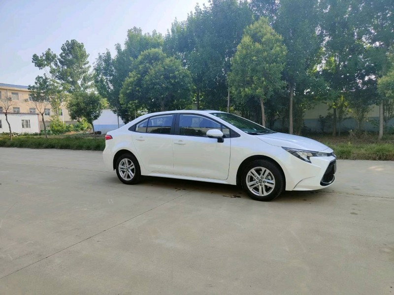 北京22年丰田雷凌7