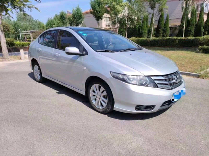 北京14年本田锋范8