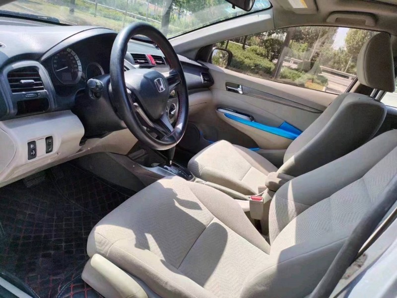 北京14年本田锋范6