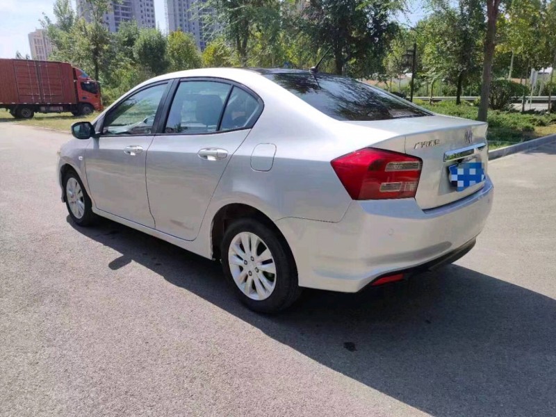 北京14年本田锋范3