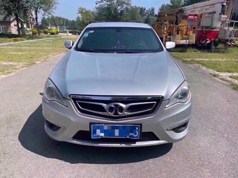 北京14年北汽绅宝D701