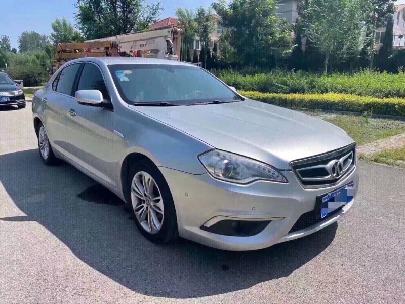 北京14年北汽绅宝D703