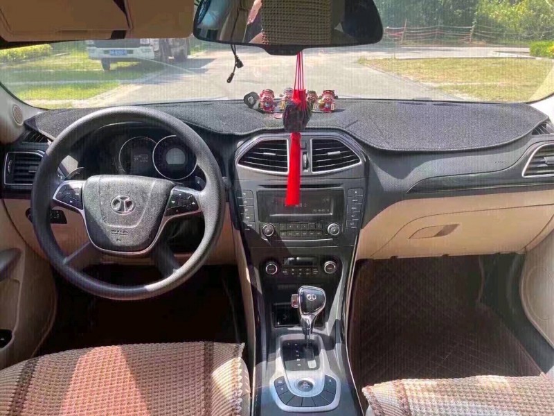 北京14年北汽绅宝D706