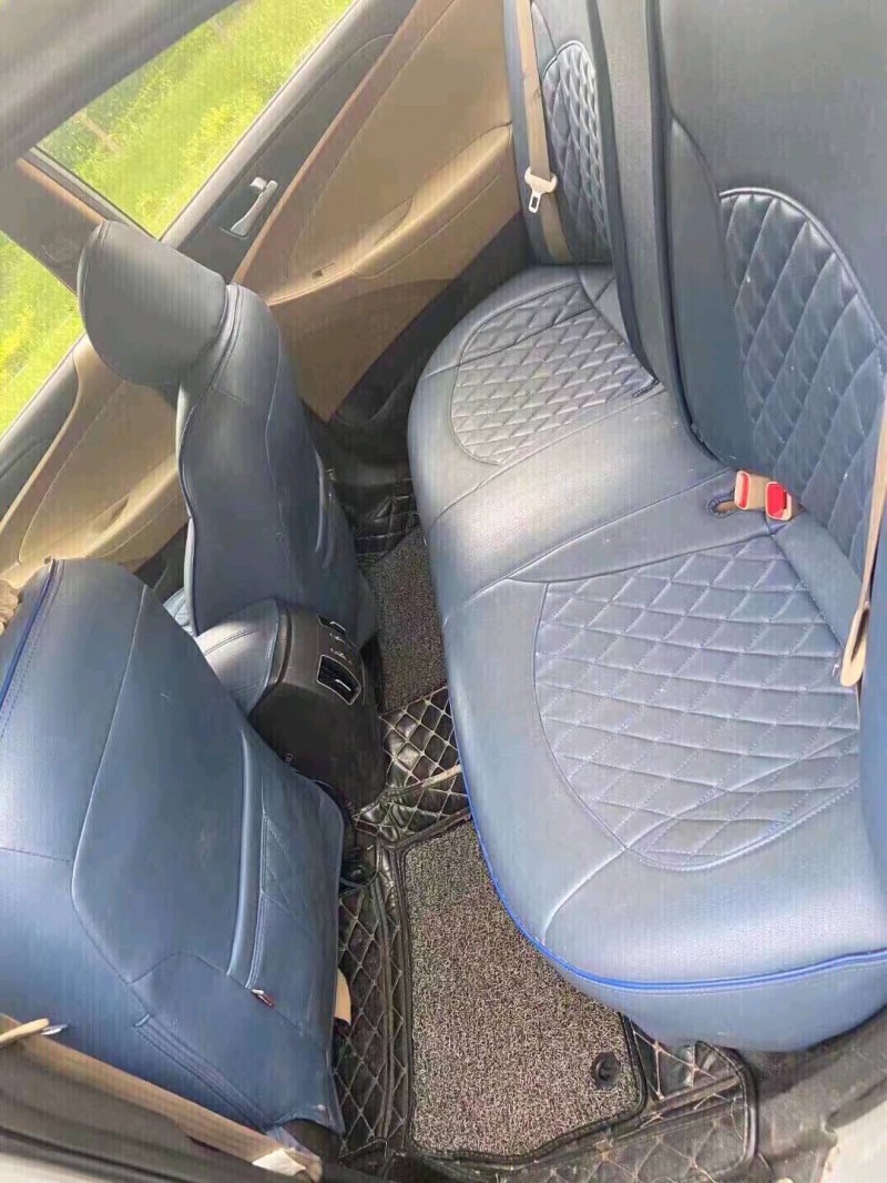 北京13年现代索纳塔八5