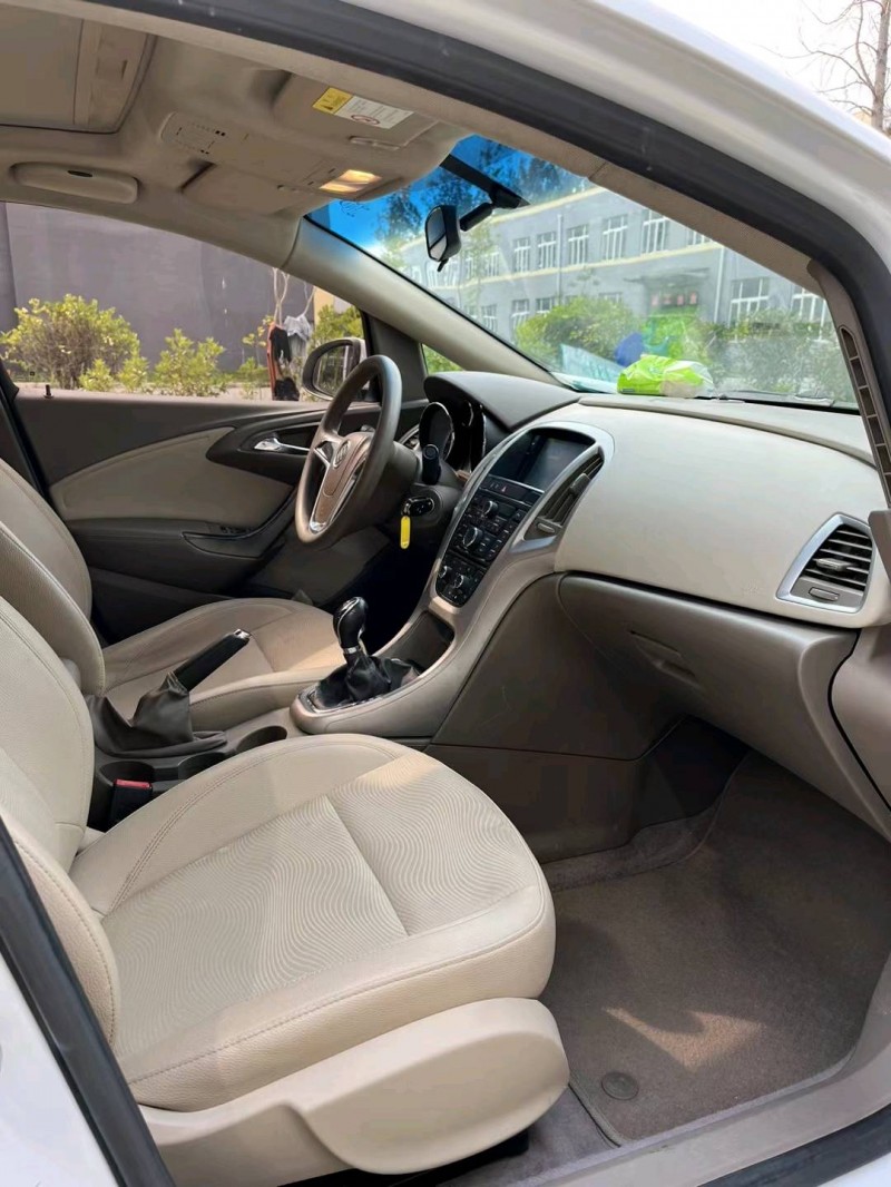 徐州15年别克英朗6