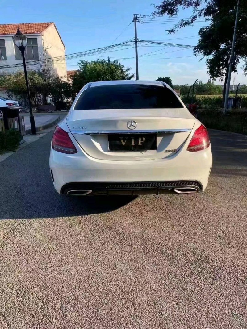 徐州17年奔驰C8