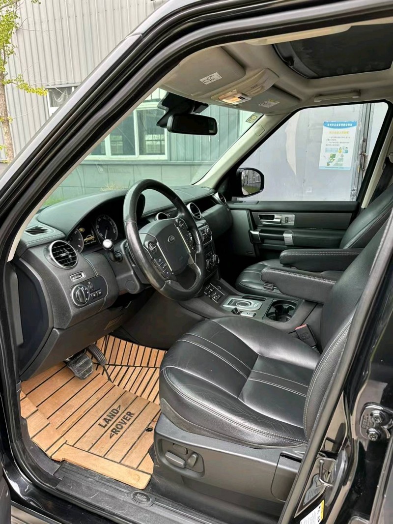 徐州16年路虎发现3