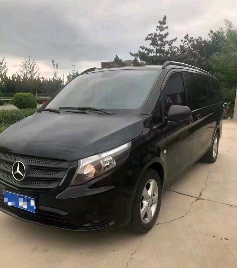 北京18年奔驰威霆6