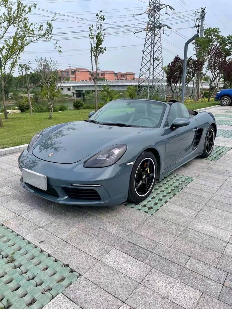徐州17年保時捷7182