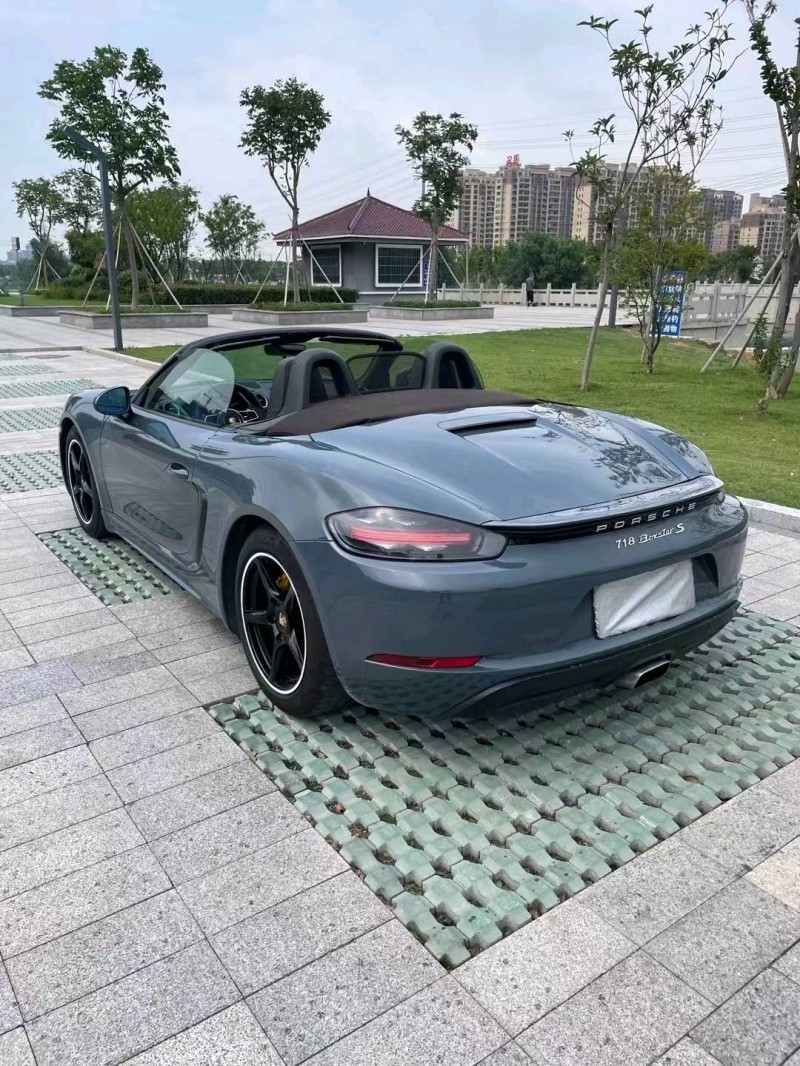 徐州17年保時捷7184