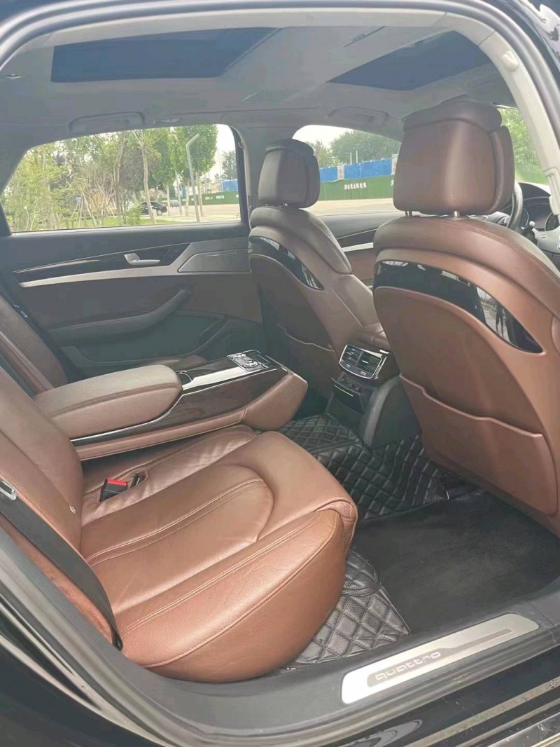 徐州18年奥迪A8L5