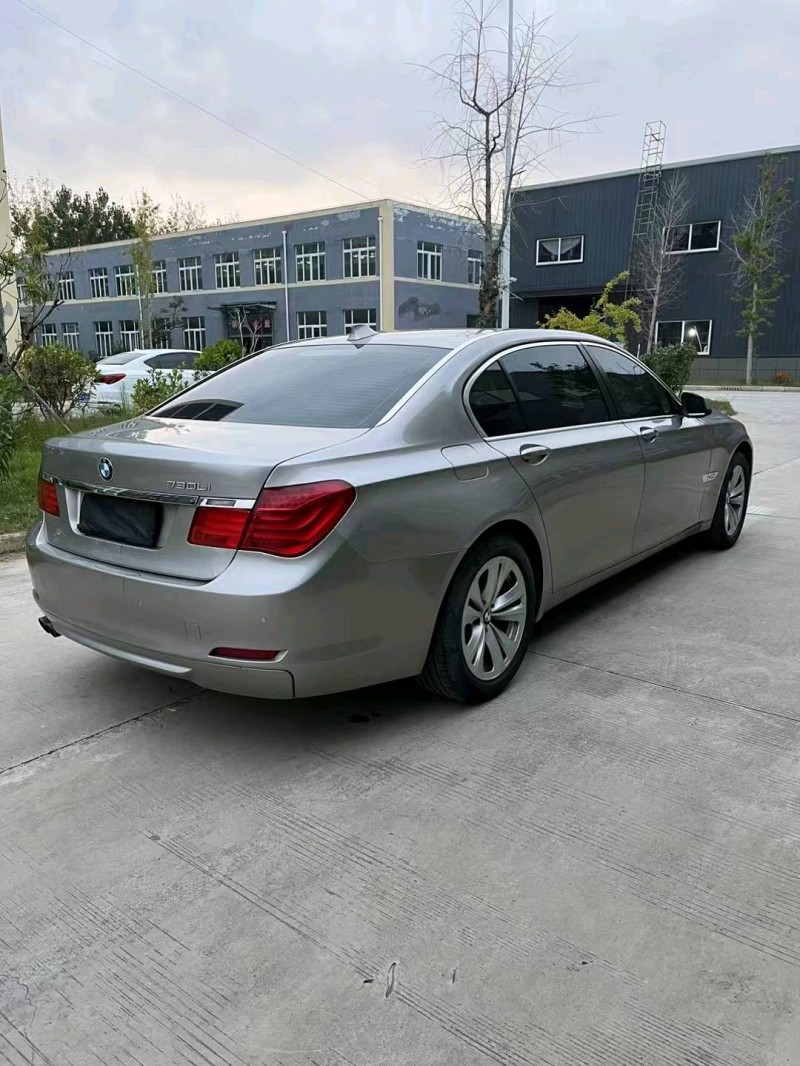 徐州11年宝马7系8
