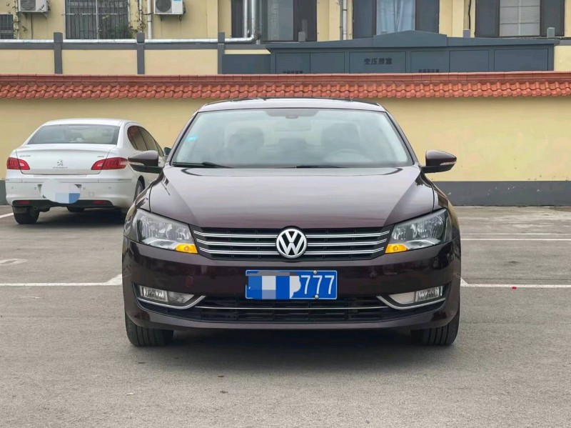 济宁14年大众帕萨特1