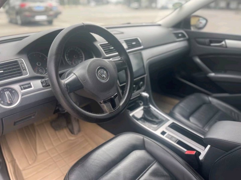 济宁14年大众帕萨特4