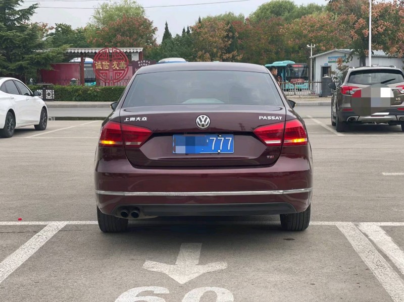 济宁14年大众帕萨特9