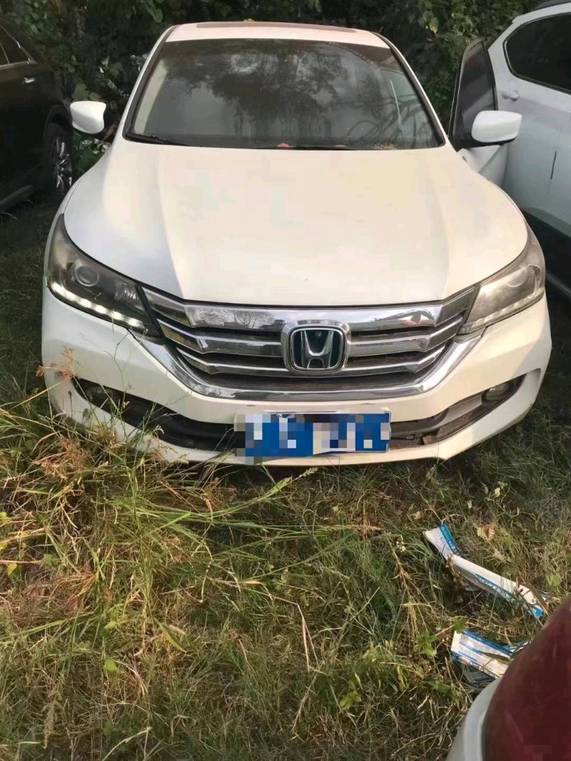 邵阳14年本田雅阁1