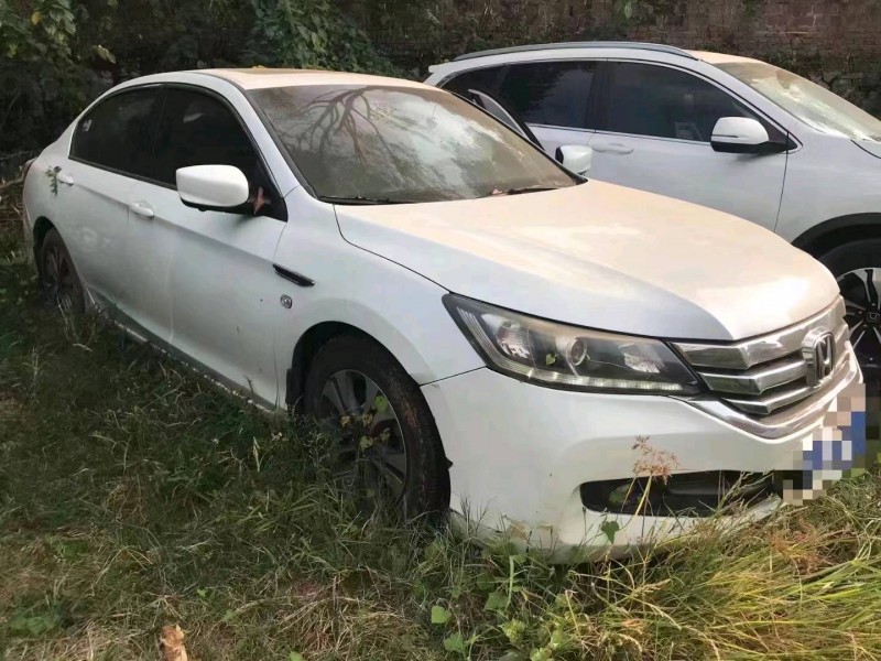 邵阳14年本田雅阁3