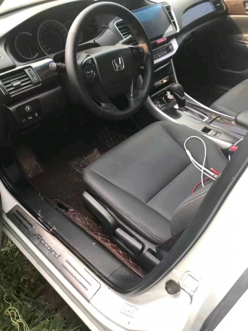 邵阳14年本田雅阁4