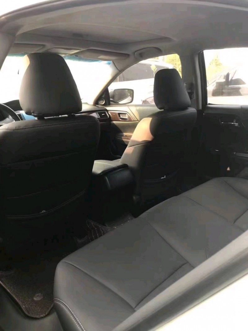 邵阳14年本田雅阁8