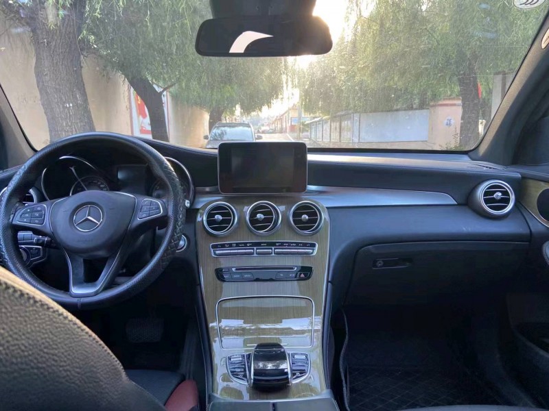 青岛17年奔驰GLC6