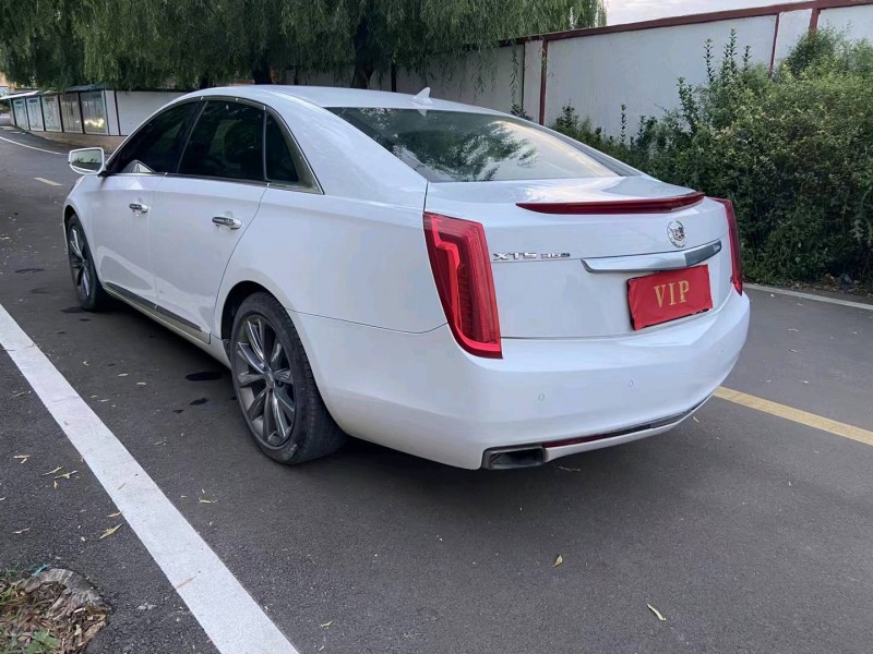 青岛13年凯迪拉克XTS8