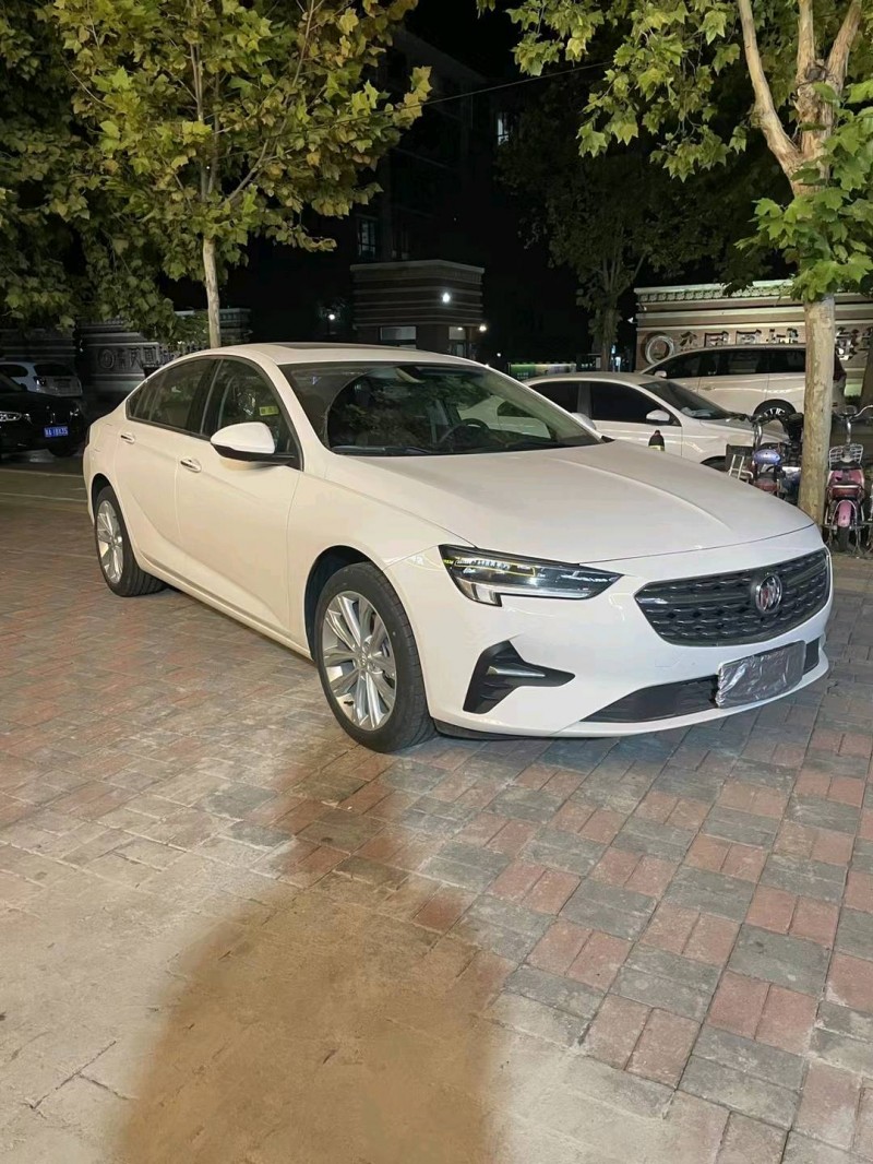 石家庄22年别克君威7