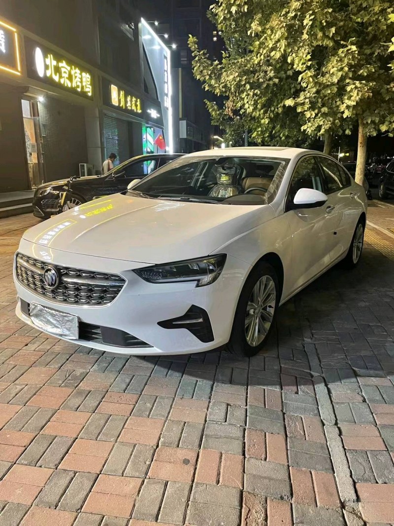 石家庄22年别克君威8