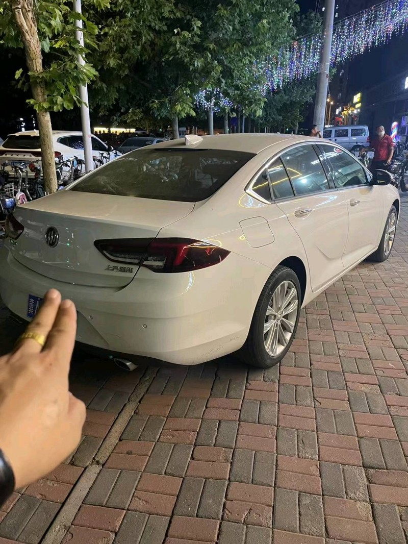 石家庄22年别克君威3