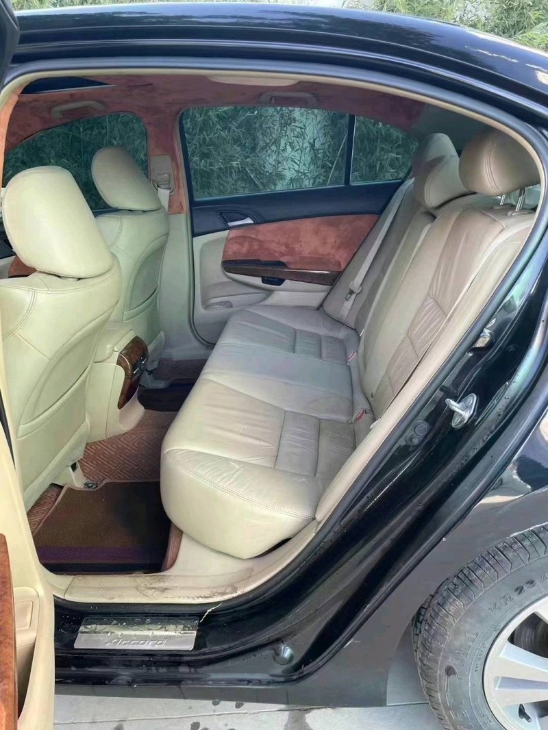 石家庄12年本田雅阁5