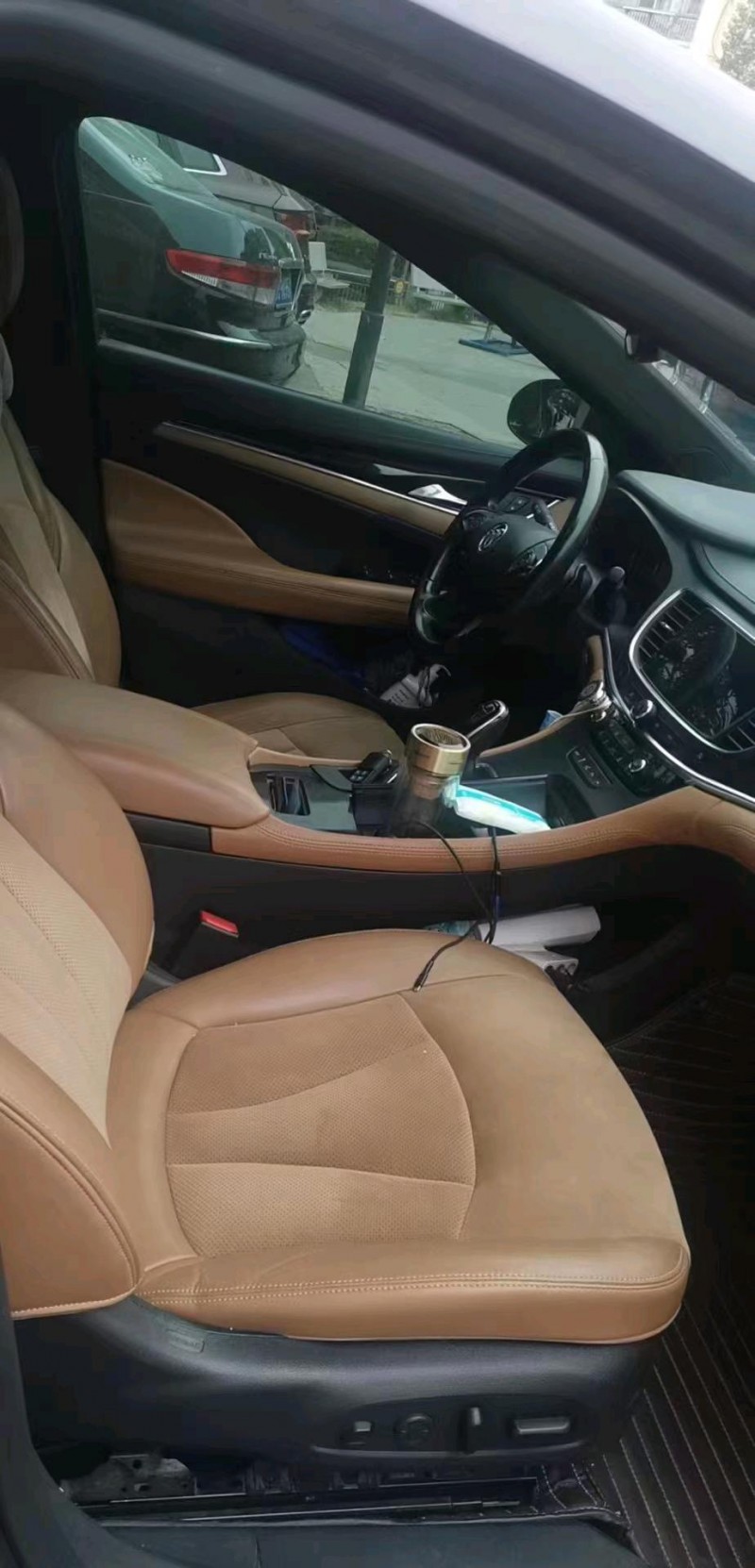 宜春16年别克君越3