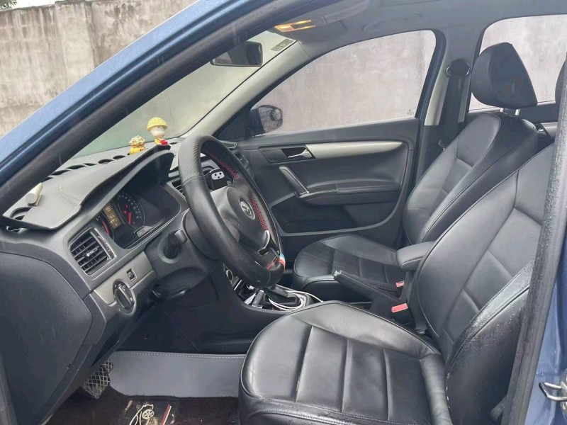 徐州14年大众朗逸4