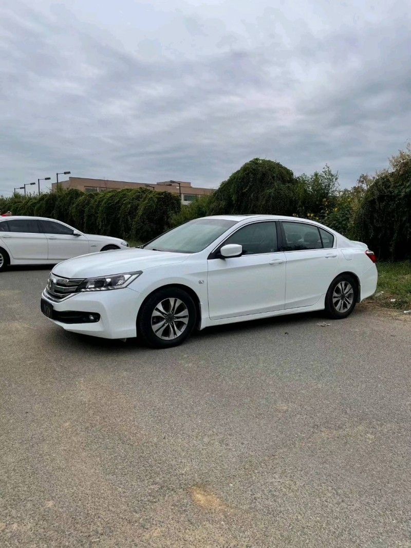 沈阳16年本田雅阁5