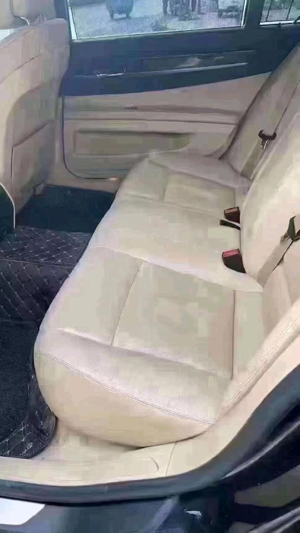 北京11年宝马7系5