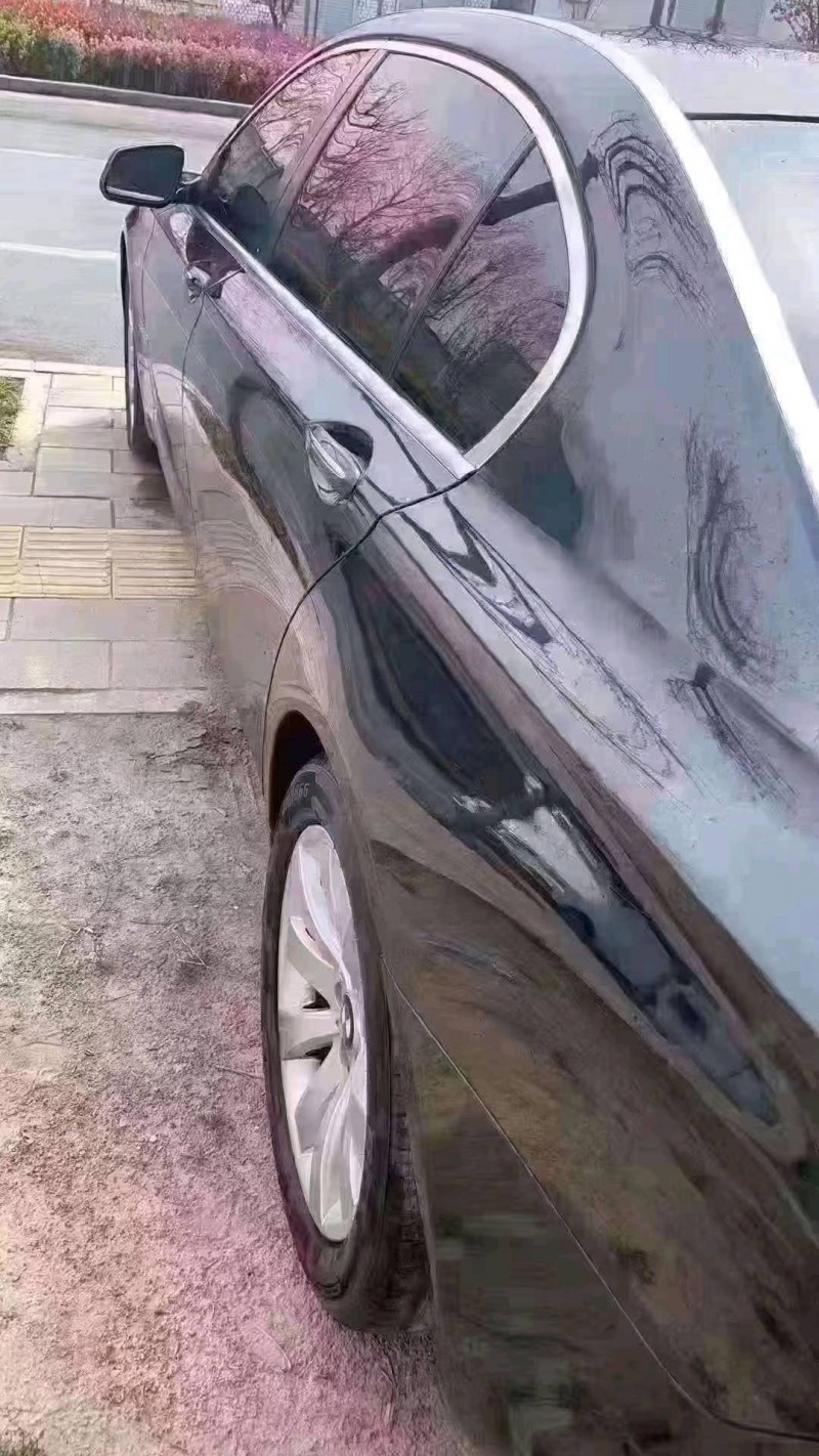 北京11年宝马7系3