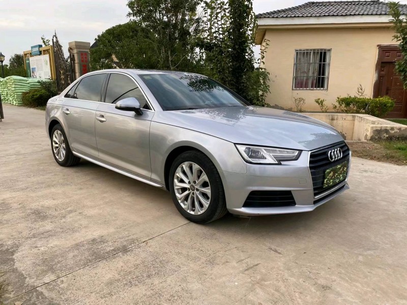 徐州17年奥迪A4L3