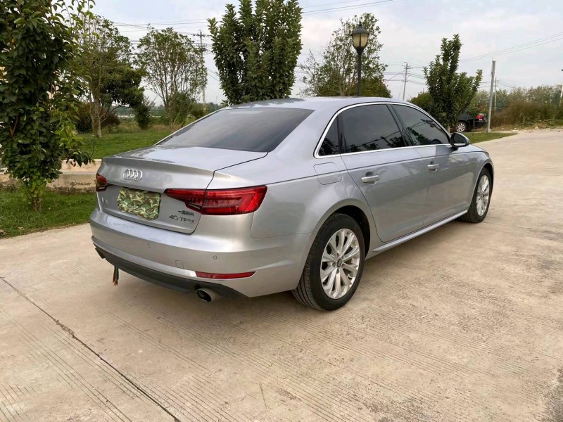 徐州17年奥迪A4L7