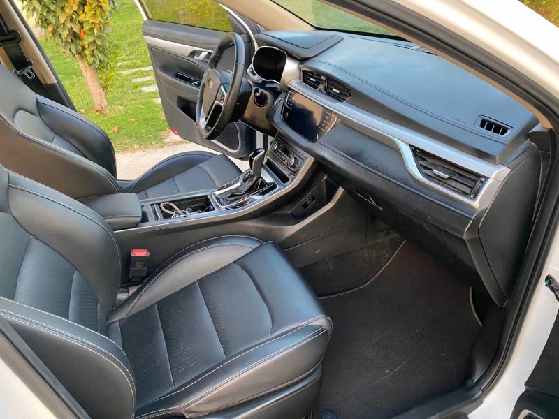 徐州18年吉利帝豪5