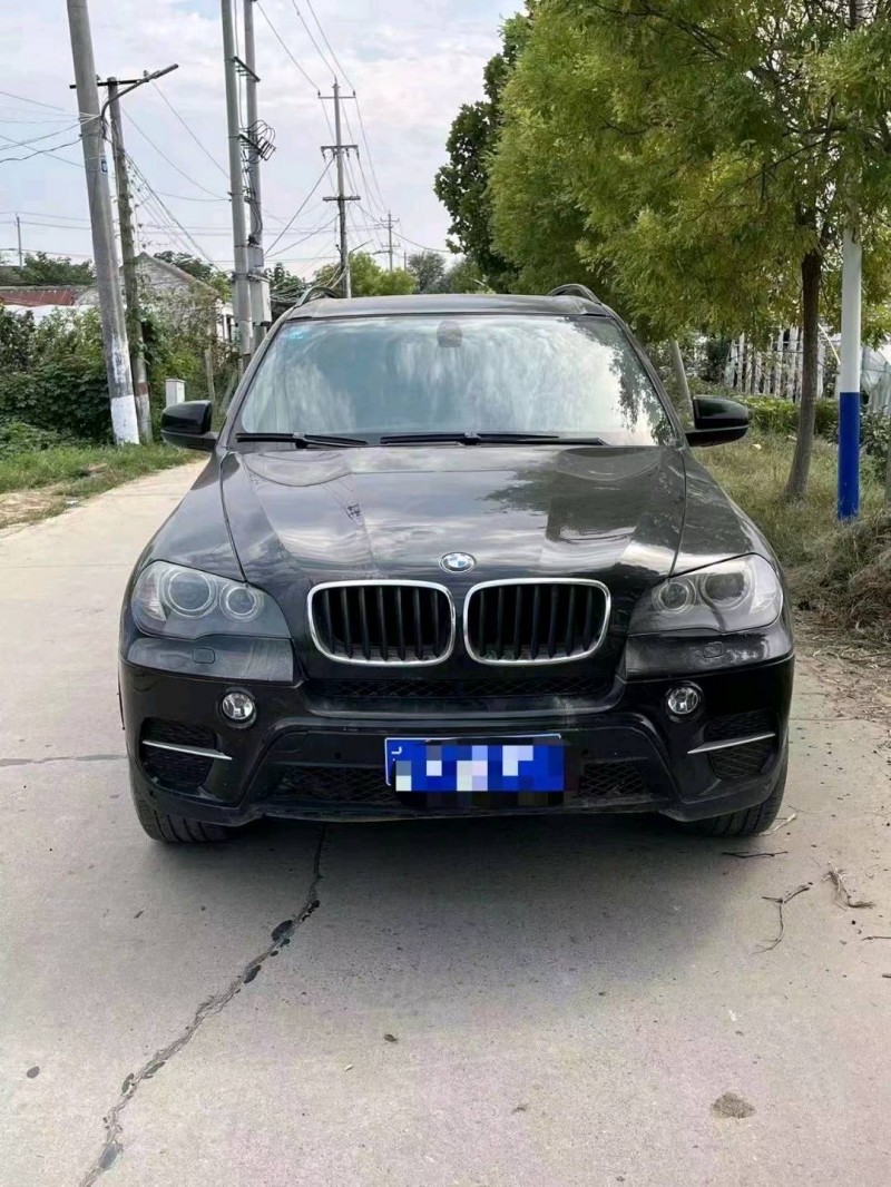 北京12年宝马X51